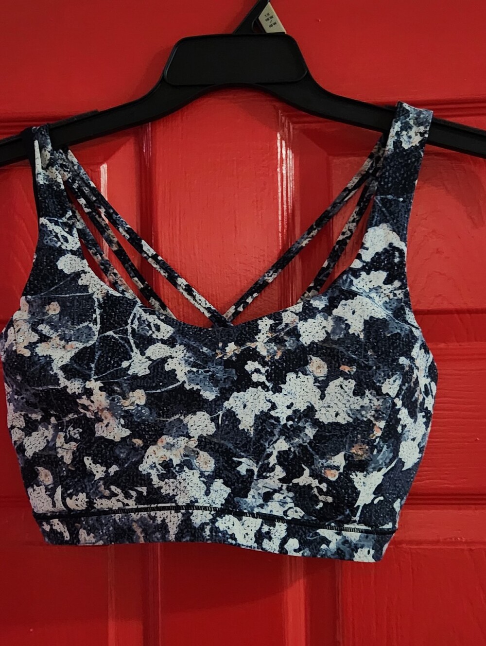 lululemon Lot - Picture 5 of 8